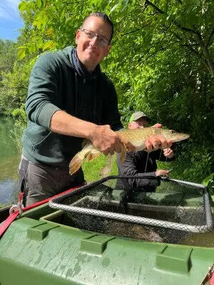 Sebastian mit Hecht